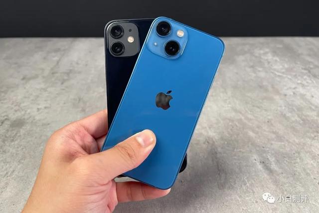 苹果手机蓝色蓝色的苹果真的存在吗-第7张图片-太平洋在线